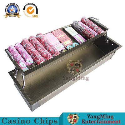comprare Di ferro colorato d'ottone Chip Tray With Lock Baccarat Poker a due strati Clay Anti-Counterfeiting Chip Bracket acrilico del metallo fabbricazione online