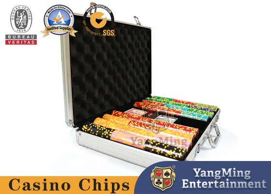 600 pezzi di fiches di poker in custodia in argento in alluminio possono essere UV & logo design personalizzato